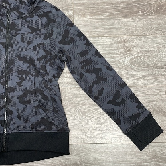 NWOT ZYIA Active Charcoal Camo Pivot Hoodie Full Zip Hooded Sweatshirt Jacket S - Picture 5 of 16